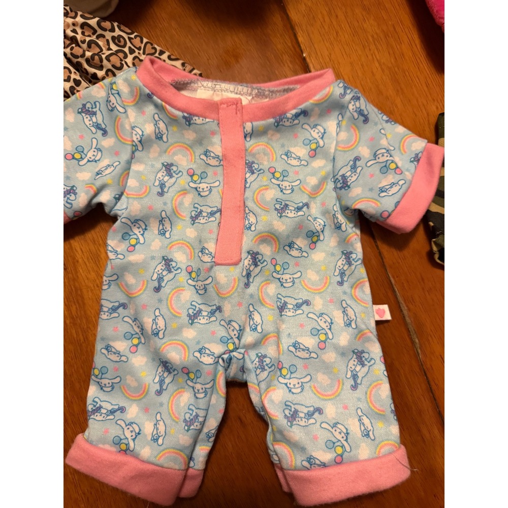 Build A-Bear Violet the Wolf Plush Grey Leopard Cinnamoroll Camo Clothes Carrier - Picture 5 of 10